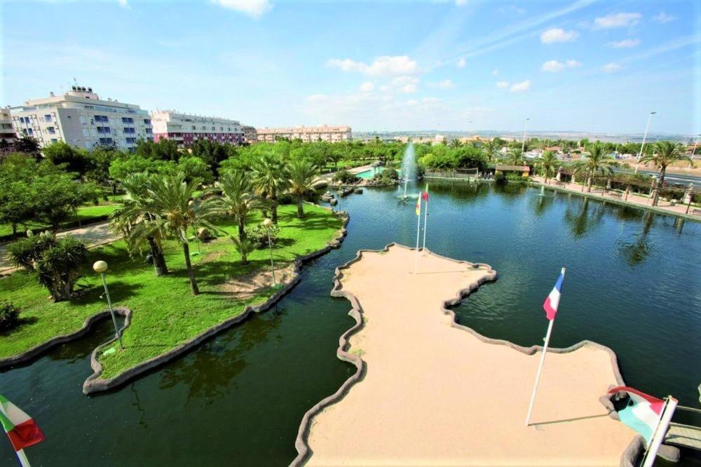 טורבייחה Apartment With Pool, Sea Views & Balcony Less Than 10Min Walk To La Mata Beach! מראה חיצוני תמונה