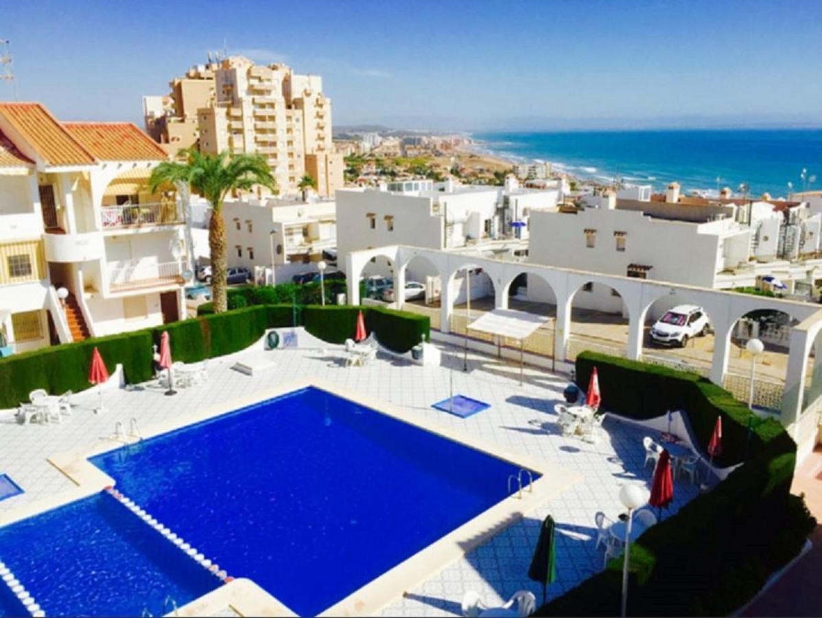 טורבייחה Apartment With Pool, Sea Views & Balcony Less Than 10Min Walk To La Mata Beach! מראה חיצוני תמונה